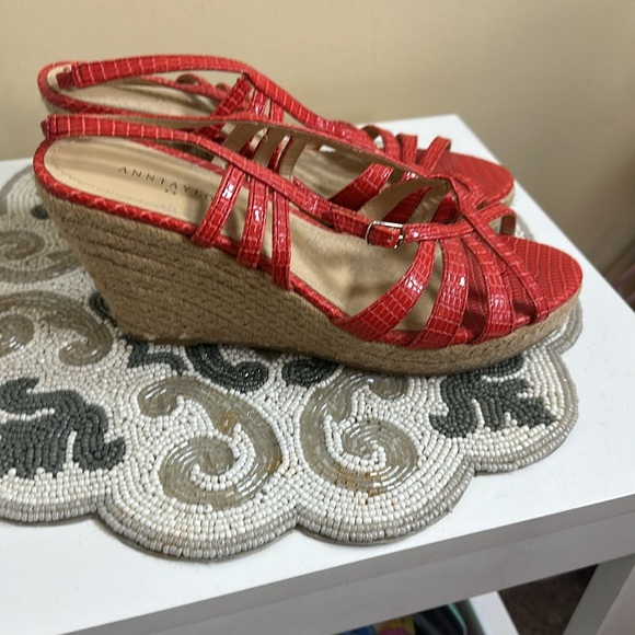 Ann Taylor coral wedge heels - Picture 3 of 9